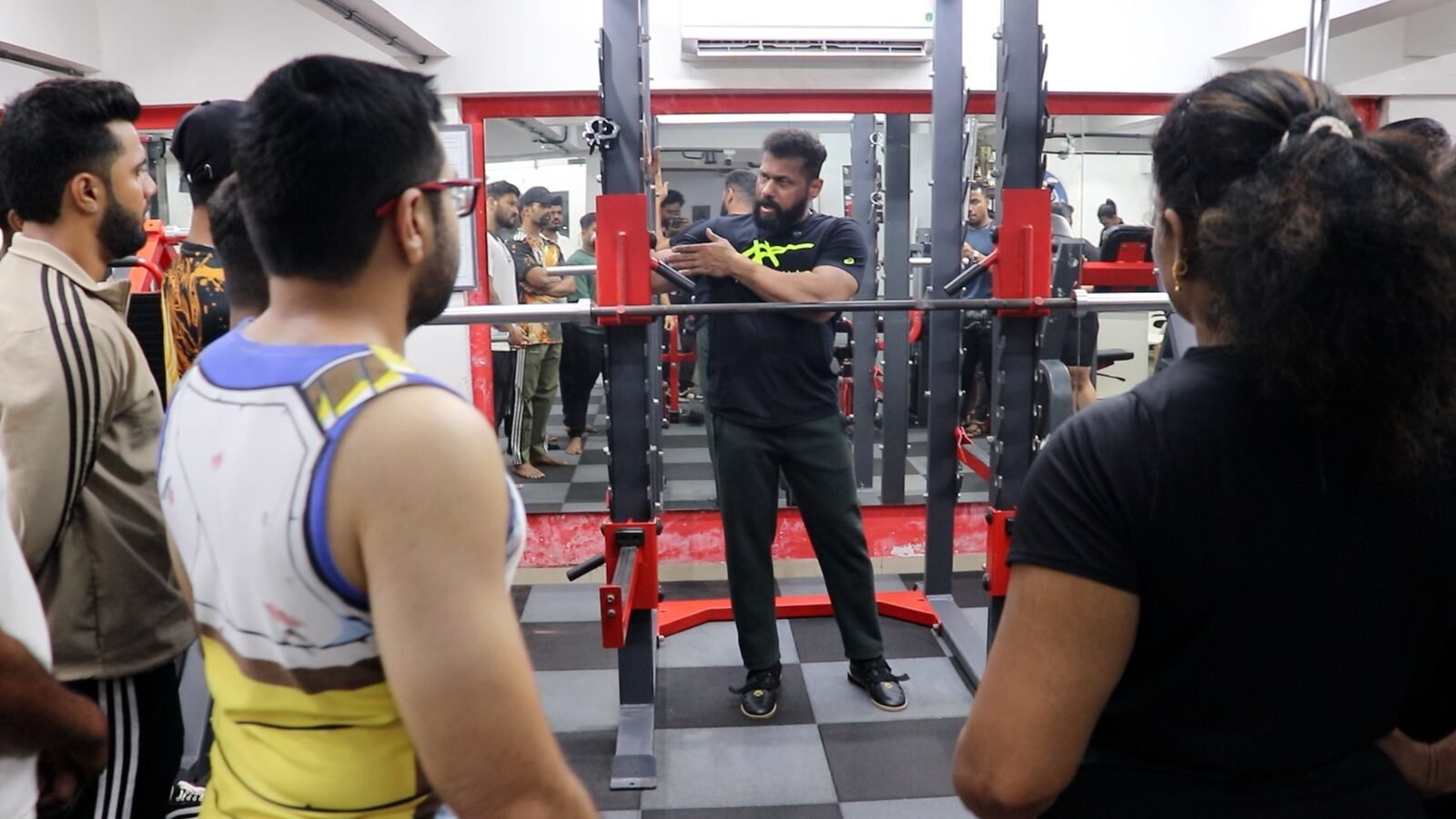 IFSI trainer conducting a practical training session with students